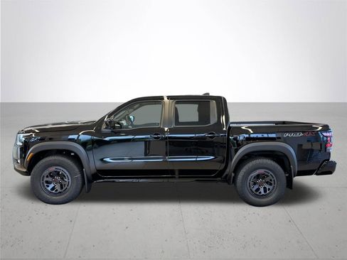 New 2025 Nissan Frontier PRO-4X w/ Pro Convenience Package image 11