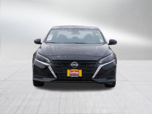 Certified 2023 Nissan Altima 2.5 SV image 2