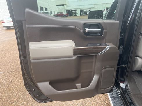 Used 2019 Chevrolet Silverado 1500 LT w/ Convenience Package image 33