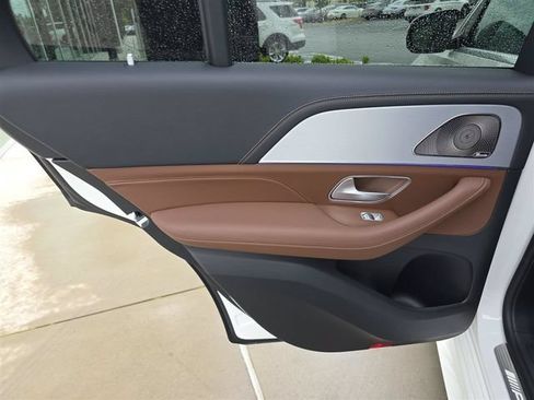 Certified 2025 Mercedes-Benz GLE 53 AMG 4MATIC image 16