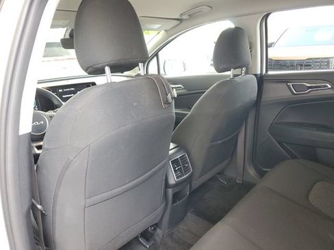 Certified 2023 Kia Sportage LX AWD/4WD image 8