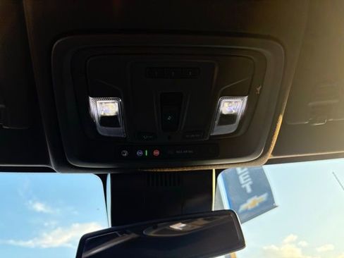 Used 2023 GMC Sierra 1500 SLT w/ SLT Premium Plus Package image 24