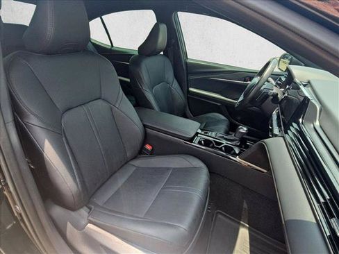 Used 2025 Toyota Camry XSE FWD image 21