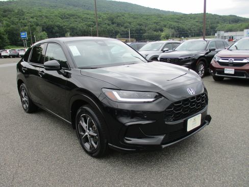 Certified 2024 Honda HR-V EX-L image 3