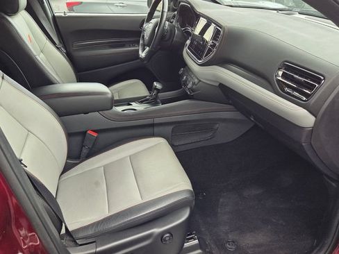 Used 2024 Dodge Durango GT RWD image 15