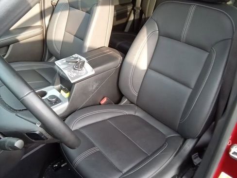 Used 2024 Chevrolet Blazer LT w/ Midnight/Sport Edition image 2