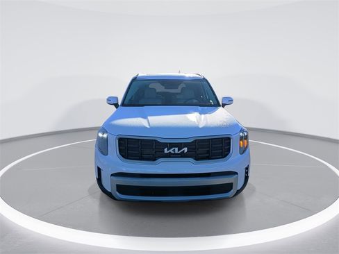 New 2025 Kia Telluride S image 3