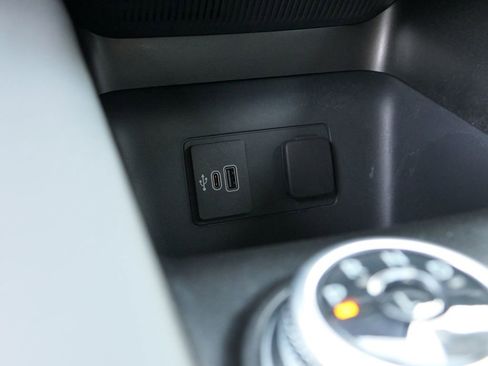 Used 2026 Ford Explorer Active image 23