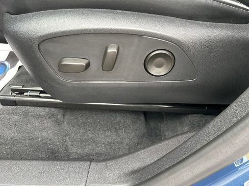 Used 2025 Buick Enclave Preferred image 16