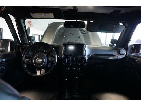 Used 2017 Jeep Wrangler Unlimited Rubicon AWD/4WD image 22