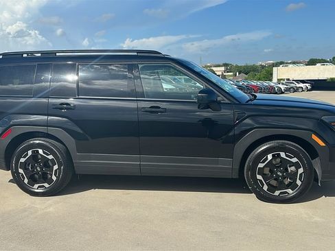 Used 2026 Hyundai Santa Fe SEL FWD image 13