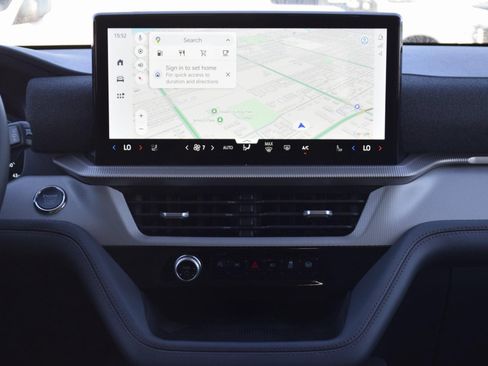 New 2026 Ford Explorer Active w/ Active Comfort Package image 11