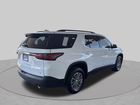 Used 2023 Chevrolet Traverse LT FWD image 10