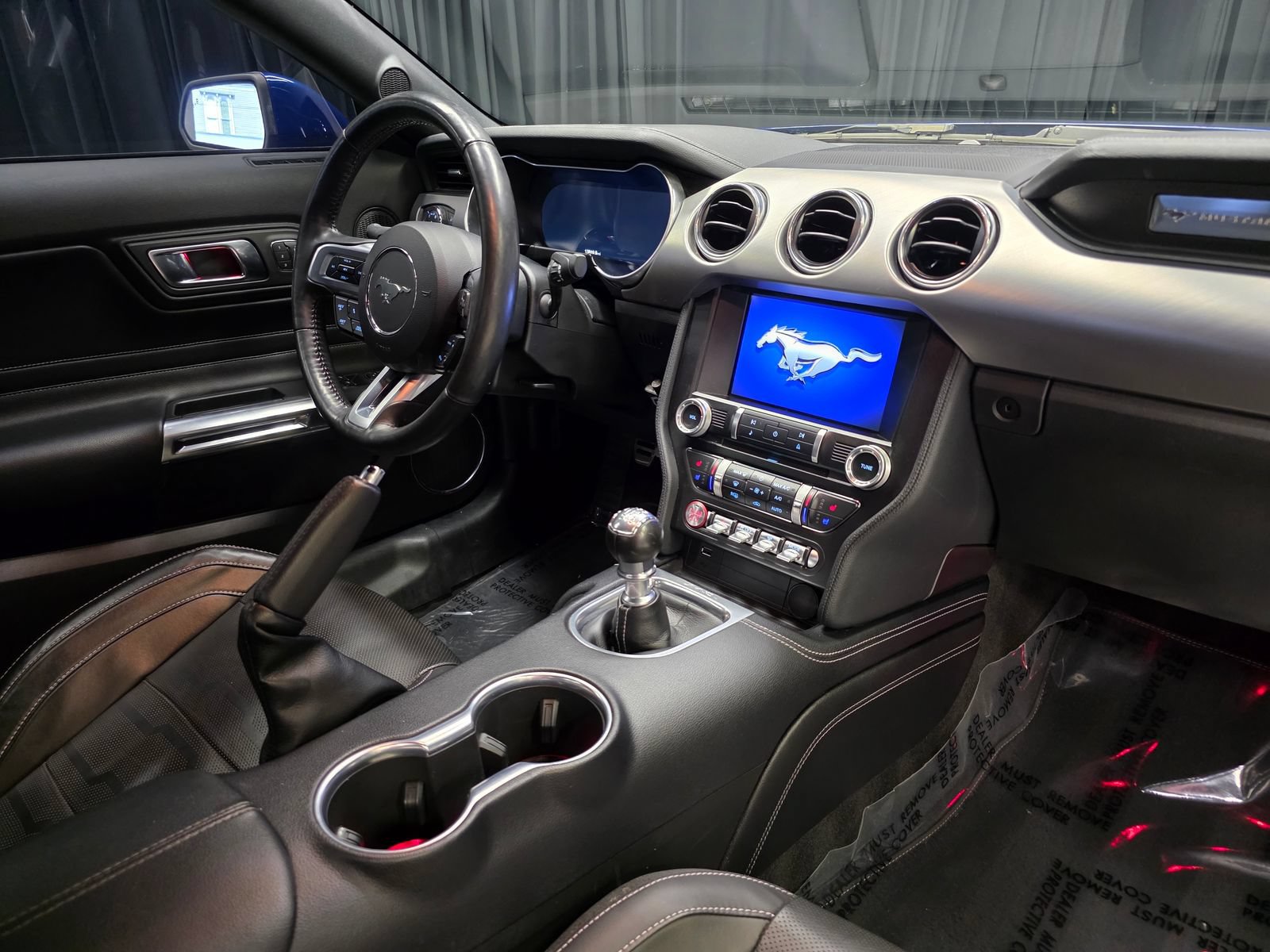 Used 2022 Ford Mustang GT Premium w/ Equipment Group 401A RWD image 32