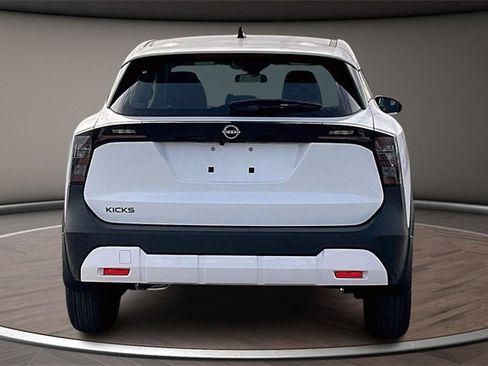 New 2026 Nissan Kicks S image 4