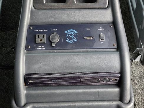 Used 2021 Mercedes-Benz Sprinter 2500 image 29