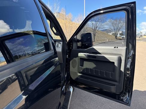 Used 2016 Ford F350 Lariat w/ Lariat Ultimate Package image 26