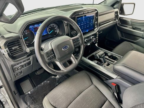Used 2022 Ford F150 XLT w/ Equipment Group 302A High RWD image 9