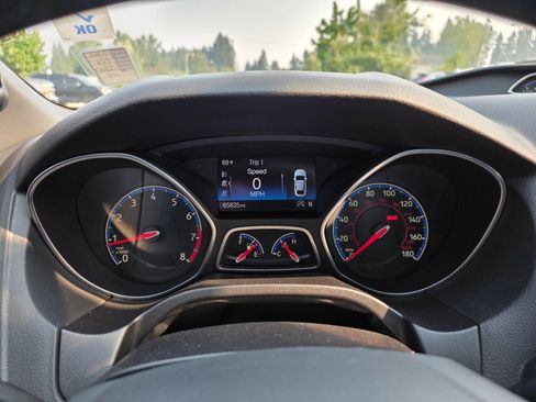 Used 2017 Ford Focus RS AWD/4WD image 13