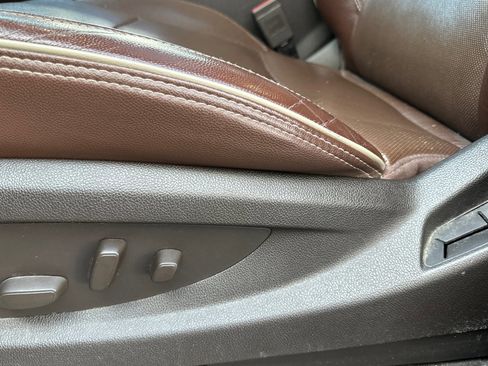 Used 2016 Chevrolet Silverado 1500 High Country image 13