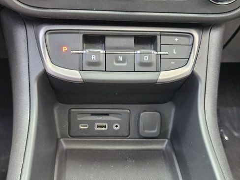 Used 2022 GMC Terrain AT4 w/ Tech Package AWD/4WD image 23