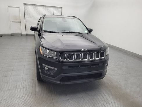 Used 2018 Jeep Compass Latitude w/ Popular Equipment Group AWD/4WD image 14