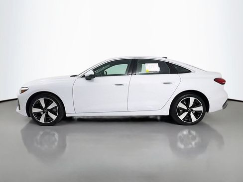 Used 2025 Audi A5 2.0T Premium w/ Convenience Package AWD/4WD image 4