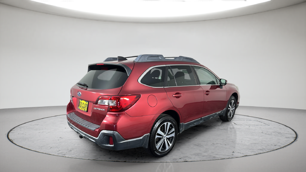 Used 2018 Subaru Outback 2.5i Limited AWD/4WD image 7