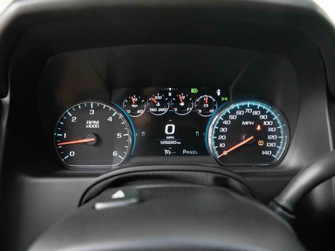Used 2017 Chevrolet Tahoe LT w/ LT Signature Package AWD/4WD image 16