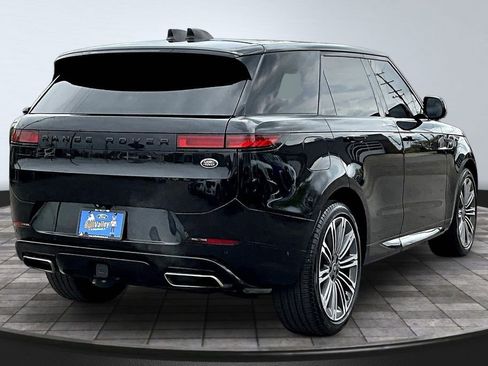 Used 2023 Land Rover Range Rover Sport SE Dynamic AWD/4WD image 6