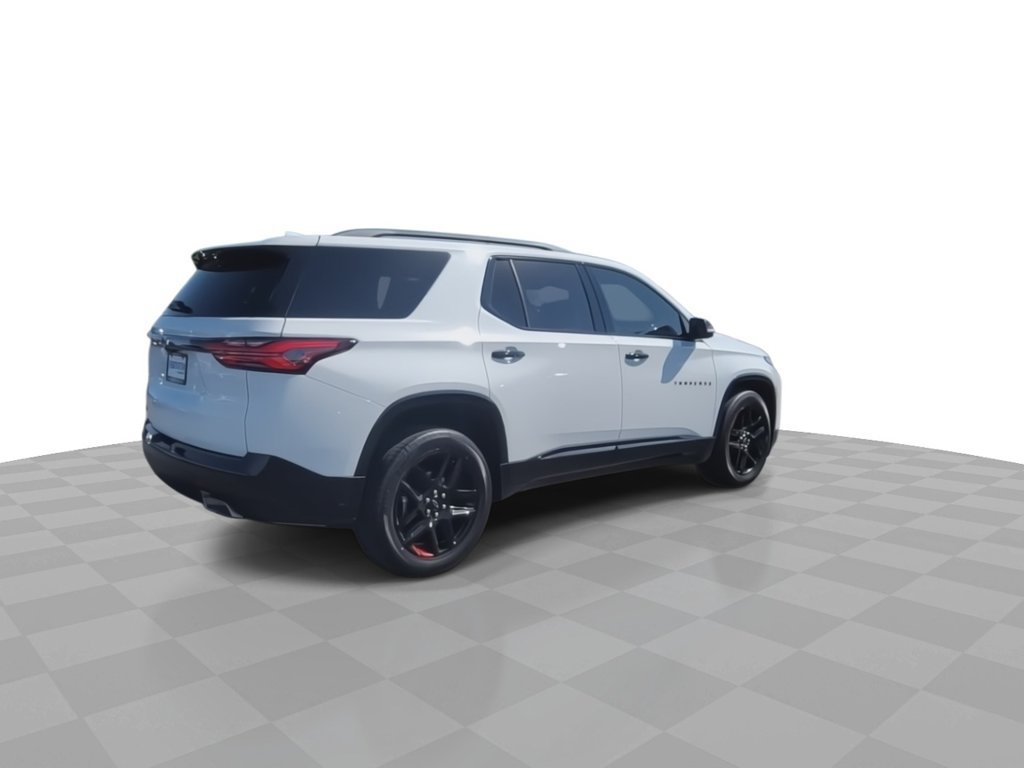 Certified 2023 Chevrolet Traverse Premier w/ Redline Edition FWD image 8