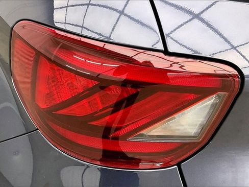 Certified 2025 Hyundai Venue Limited image 26