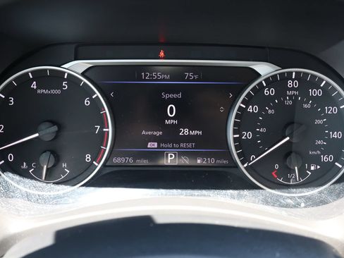Used 2024 Nissan Sentra SV FWD image 15
