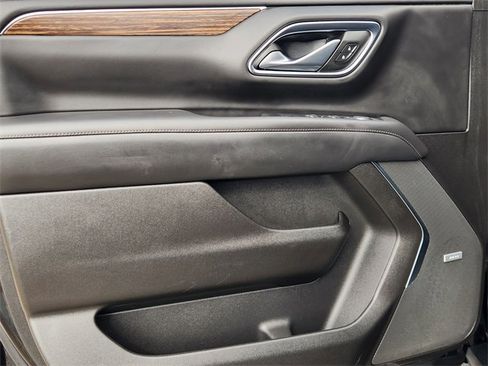 Used 2021 Chevrolet Suburban High Country image 22