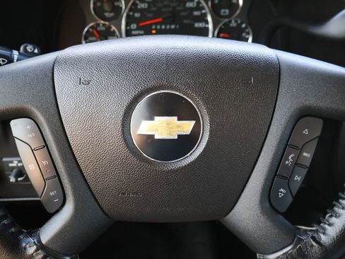 Used 2021 Chevrolet Express 3500 w/ Power Convenience Package RWD image 26