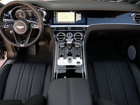 Used 2020 Bentley Continental GT image 4
