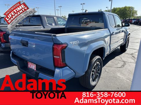 Used 2026 Toyota Tacoma TRD Sport AWD/4WD image 2