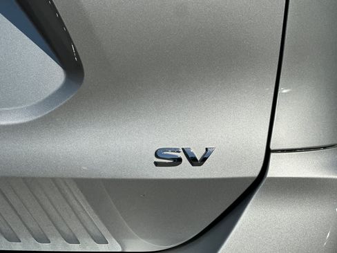 Used 2020 Nissan Rogue SV w/ Premium Package FWD image 16