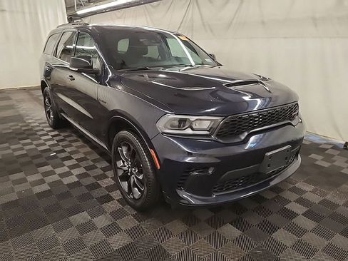 Used 2025 Dodge Durango R/T w/ Blacktop Package AWD/4WD image 3