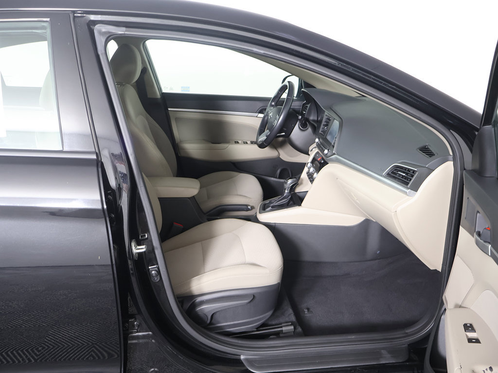 Used 2020 Hyundai Elantra Value Edition FWD image 27