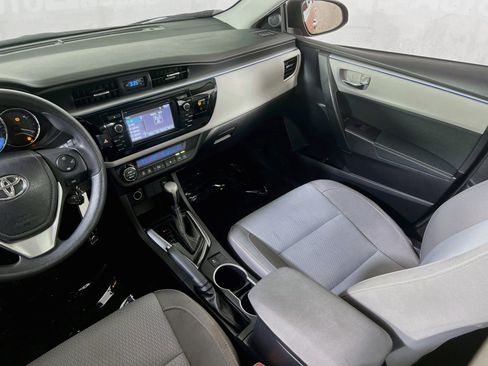 Used 2016 Toyota Corolla LE FWD image 21
