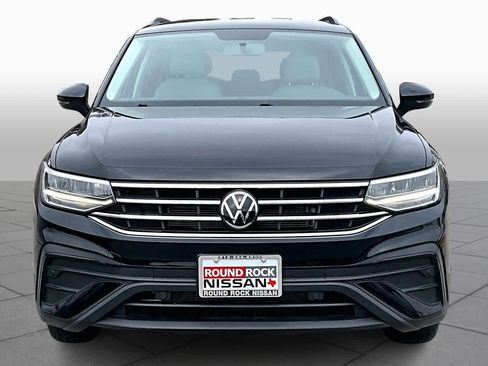 Used 2022 Volkswagen Tiguan S image 3