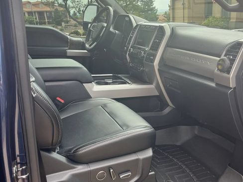 Certified 2019 Ford F250 Lariat w/ Lariat Ultimate Package AWD/4WD image 3