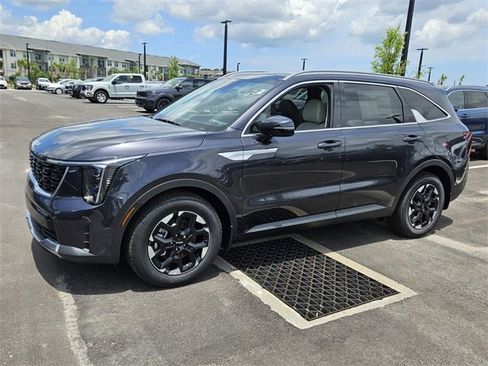 New 2025 Kia Sorento S w/ Panoramic Sunroof Package image 2