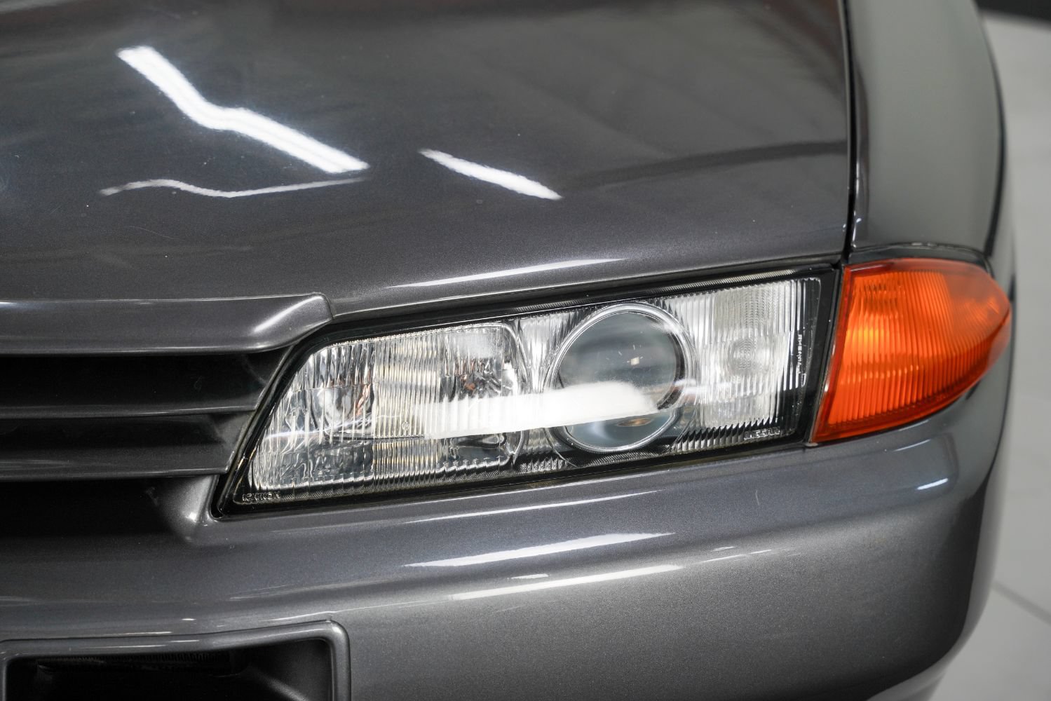 Used 1990 Nissan GT-R image 13
