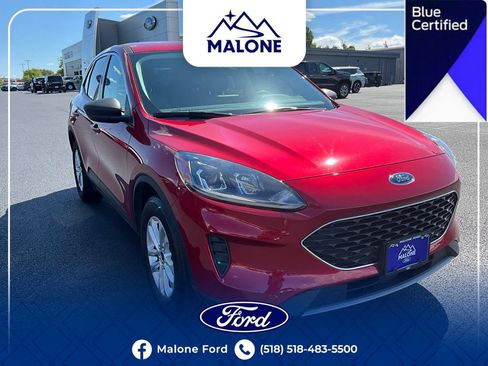 Certified 2022 Ford Escape SE w/ Cold Weather Package AWD/4WD image 9