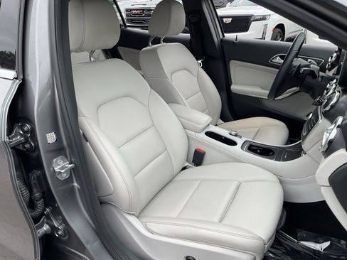 Used 2019 Mercedes-Benz GLA 250 image 21