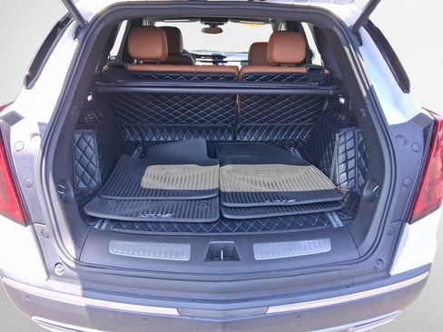 Used 2020 Cadillac XT5 Premium Luxury FWD image 22
