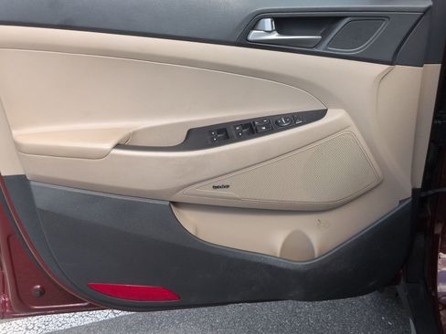 Used 2018 Hyundai Tucson SEL Plus AWD/4WD image 13