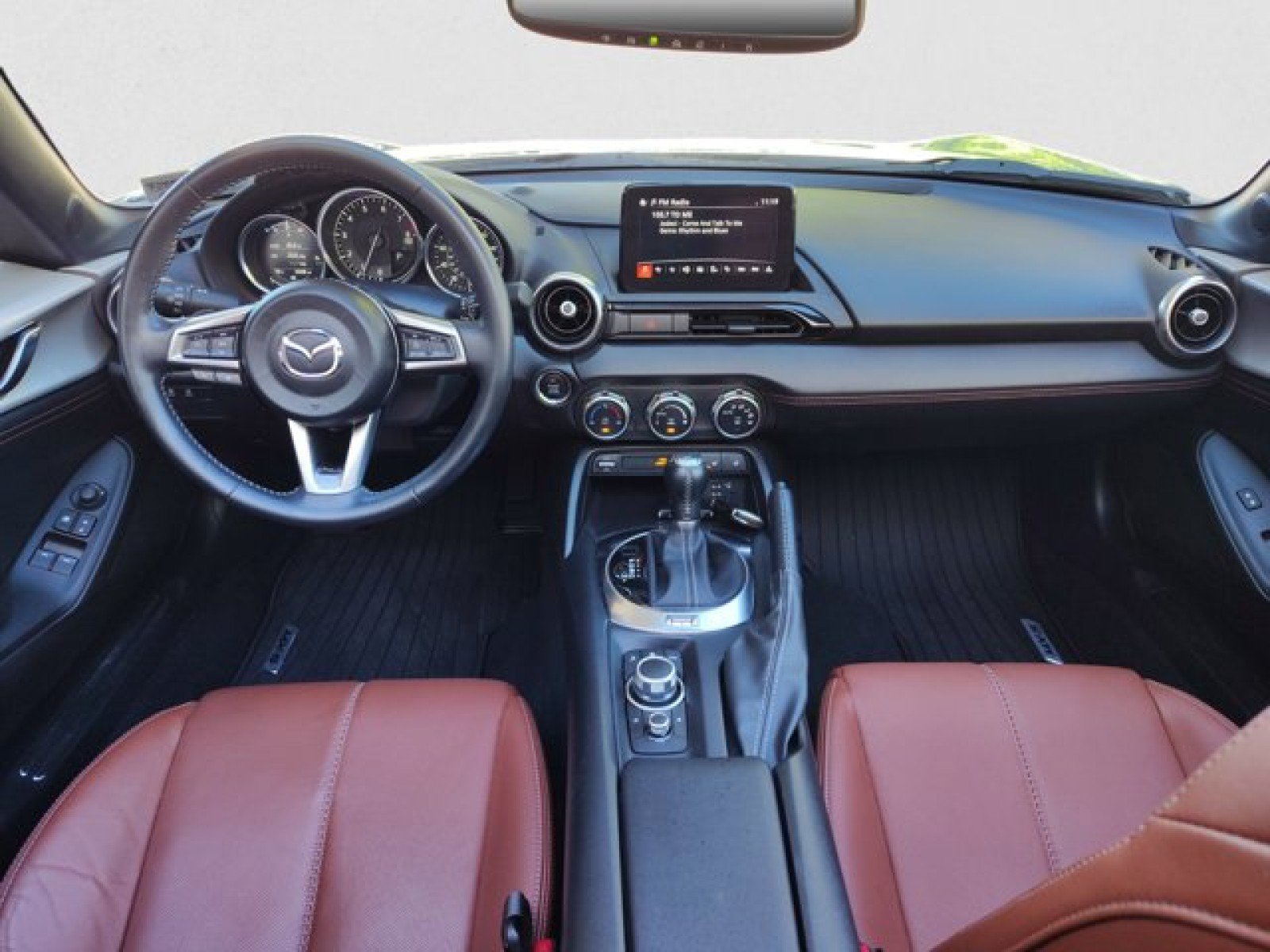Used 2022 MAZDA MX-5 Miata RF Grand Touring w/ Weather Package RWD image 13